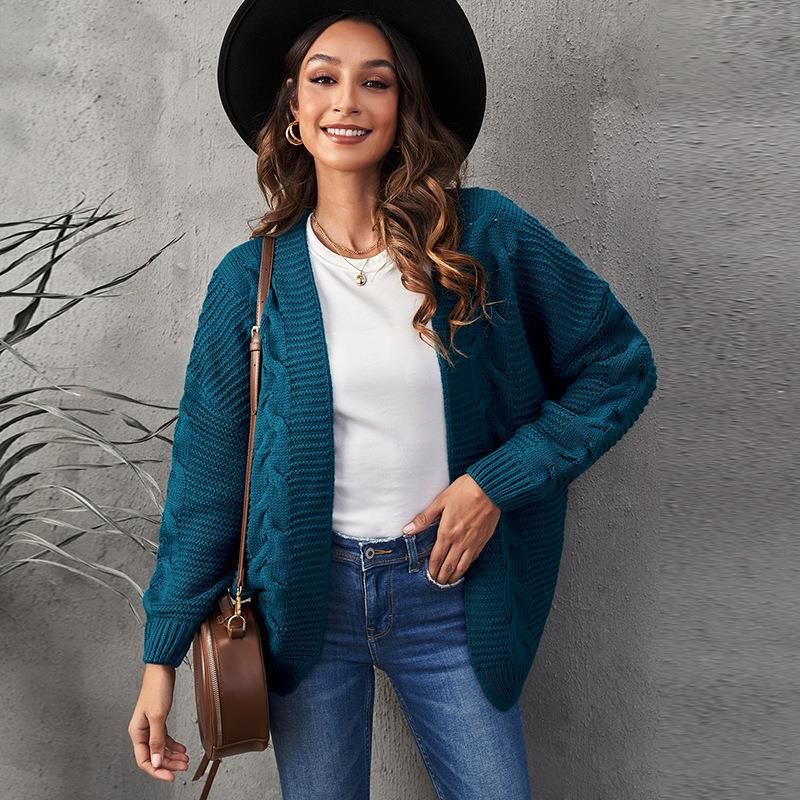 Loose-Fit Buttonless Cardigan Sweater